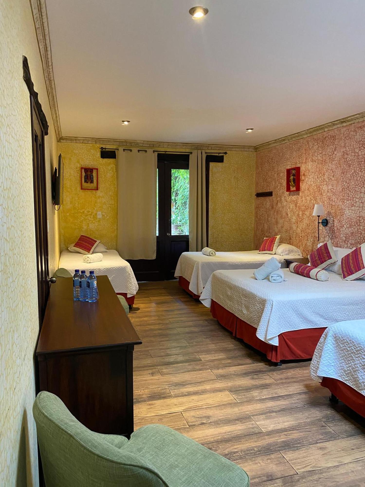 Casa Mia Hotel Antigua Dış mekan fotoğraf